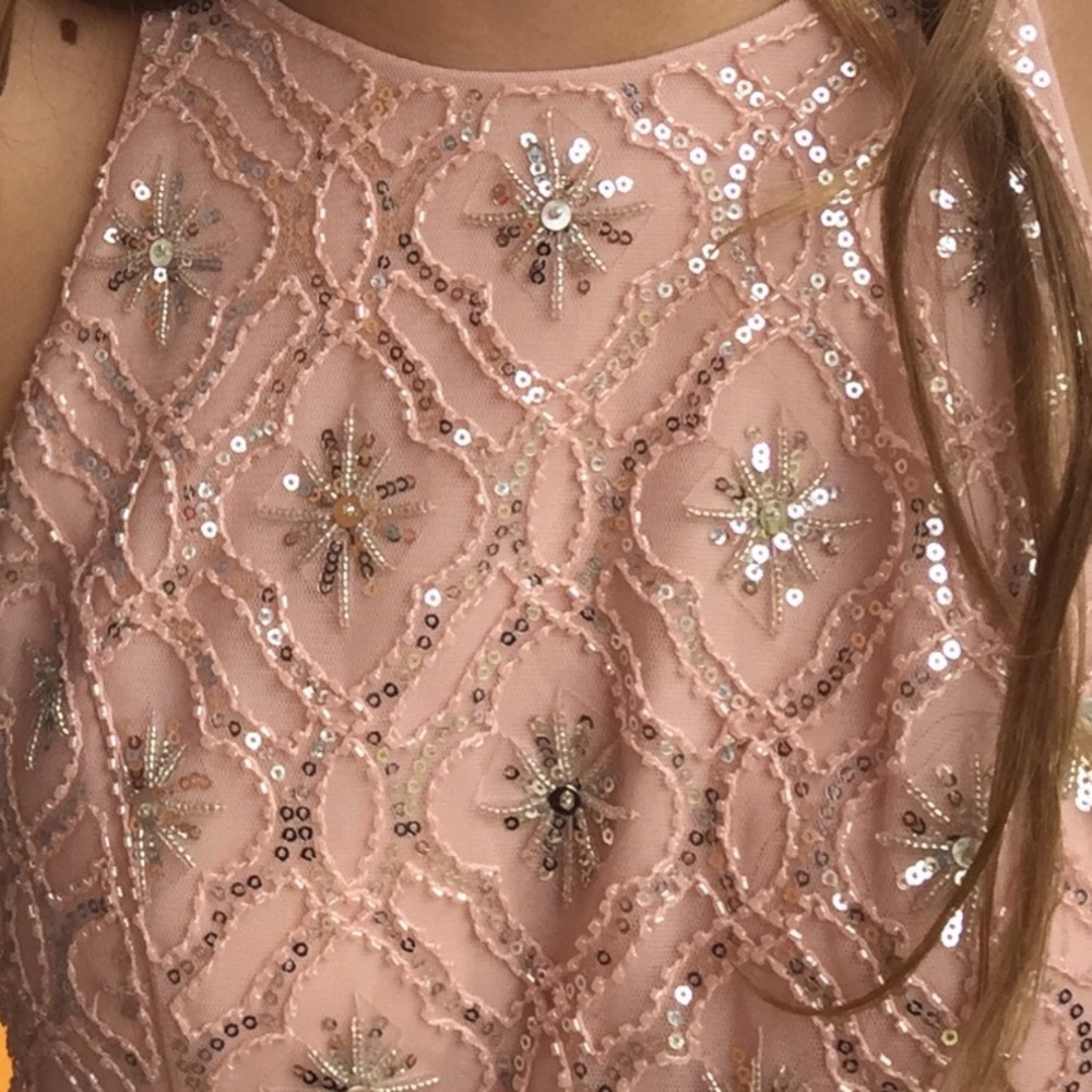 Beautiful light pink short formal dress - Picture 6 of 7